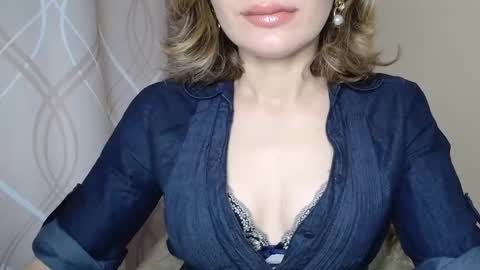 Snapshot of sophiemisss chatting on 09-20-25, 07:09 Sophiemisss online show from 09-20-25, 07:09