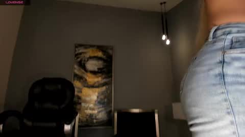 Sophie  Palmer online show from 09-10-25, 10:48