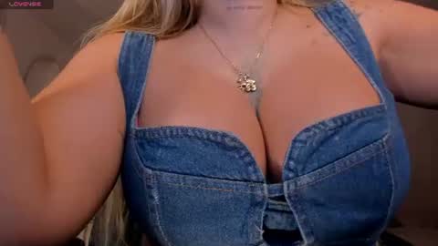 Sophie  Palmer online show from 06-15-26, 12:29