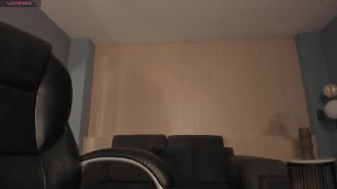 Sophie  Palmer online show from 07-13-26, 12:30