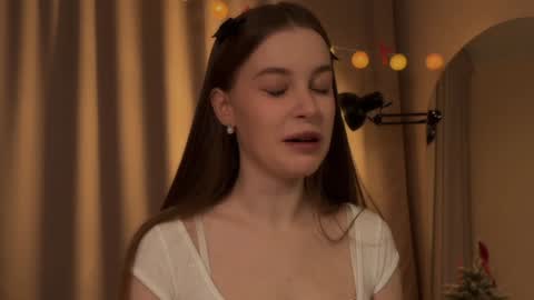 Sophie  Next stream  3 online show from 12-15-24, 05:10