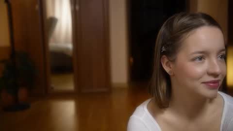 Sophie  Next stream  3 online show from 10-12-25, 03:11