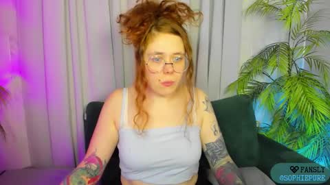 Snapshot of sophiepure chatting on 10-05-25, 08:18 Sophie online show from 10-05-25, 08:18