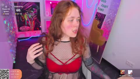 Snapshot of sophiepure chatting on 04-29-26, 08:59 Sophie online show from 04-29-26, 08:59