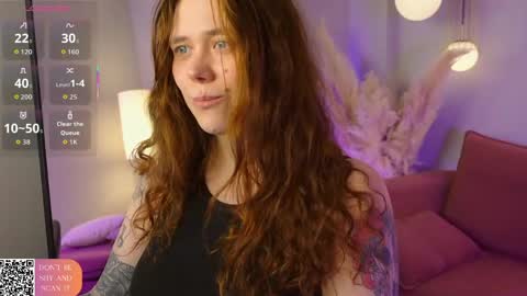 Snapshot of sophiepure chatting on 05-05-26, 08:39 Sophie online show from 05-05-26, 08:39