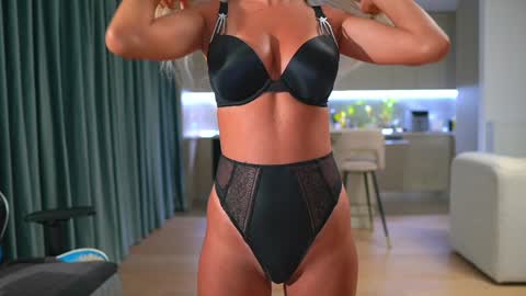       online show from 09-29-25, 04:56