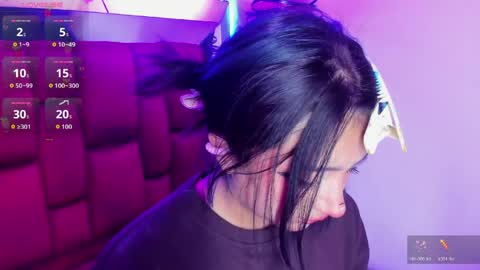   Sophie  online show from 04-25-26, 08:17