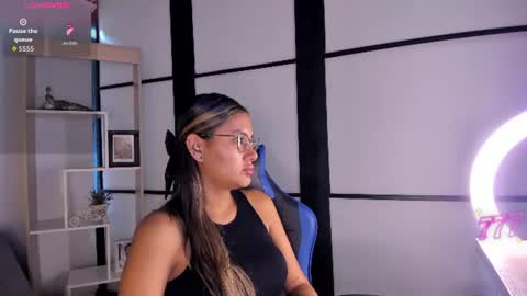 sophiewatson_ online show from 07-06-26, 12:02