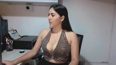 Sophiee online show from 04-15-26, 12:06