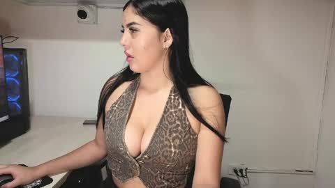 Sophiee online show from 04-16-26, 11:40