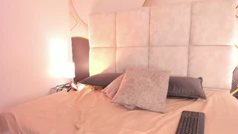 sophiie_rosee online show from 07-06-26, 07:38
