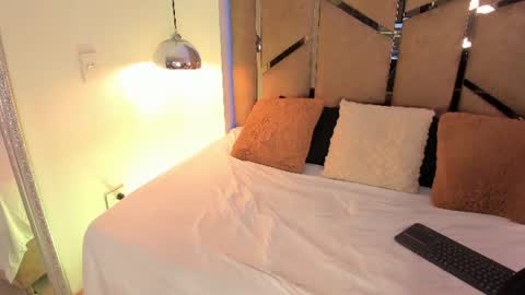 sophiie_rosee online show from 07-09-26, 08:35