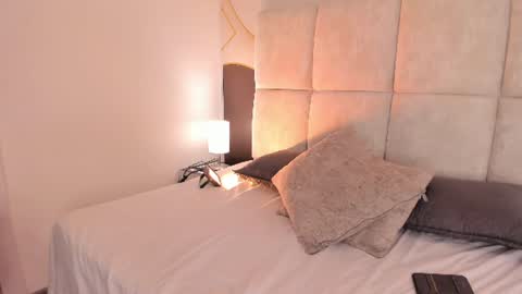 sophiie_rosee online show from 07-21-26, 08:33