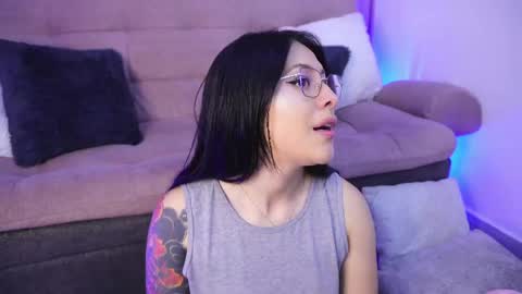 Sophiie online show from 05-02-26, 01:21