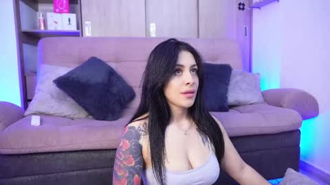 Sophiie online show from 05-15-26, 03:13