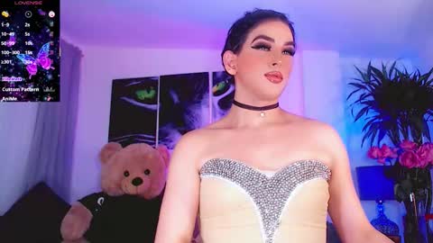 Sophie Sweet online show from 12-02-25, 05:57