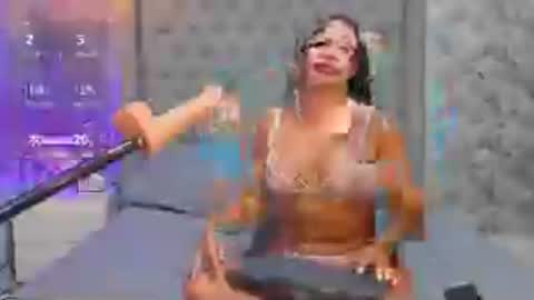 Snapshot of sopphiefox chatting on 08-06-26, 01:18 Sofia online show from 08-06-26, 01:18