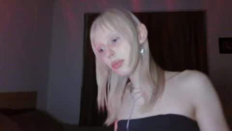 sora999999999 online show from 04-09-26, 07:19