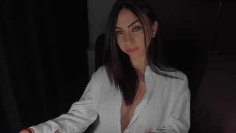 Snapshot of soraya26 chatting on 02-26-25, 02:48 Soraya online show from 02-26-25, 02:48