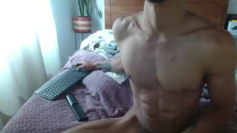 Snapshot of sornero777111 chatting on 12-21-25, 02:46 businessman online show from 12-21-25, 02:46