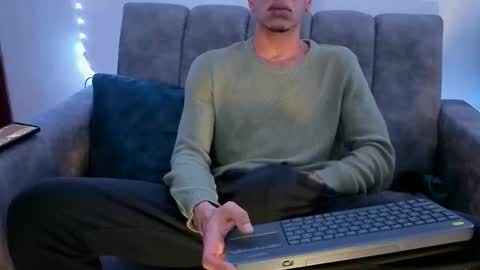 businessman online show from 05-23-26, 03:56