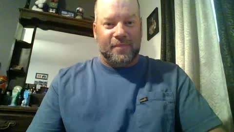 Snapshot of soro00421 chatting on 08-05-26, 08:00 soro00421 online show from 08-05-26, 08:00