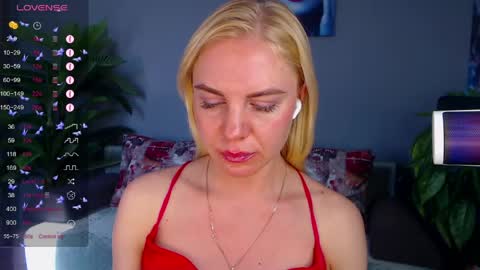 Snapshot of soul_liza chatting on 06-04-26, 02:28 Lisa online show from 06-04-26, 02:28