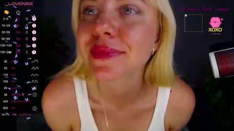 Snapshot of soul_liza chatting on 06-15-26, 02:14 Lisa online show from 06-15-26, 02:14