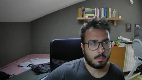 Snapshot of soulground77 chatting on 09-10-25, 01:11 Lucag88 online show from 09-10-25, 01:11