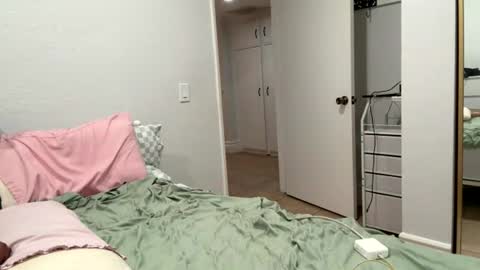 Longhaitianbbc  thick latina online show from 06-26-26, 11:53