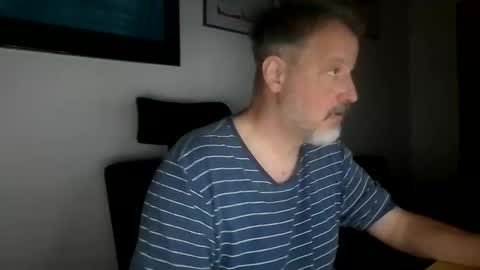 Soundshark online show from 04-28-26, 08:25