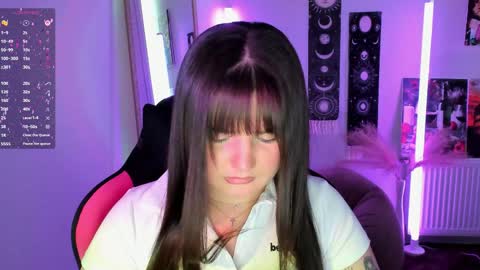 Snapshot of sour_cherry_ chatting on 06-02-26, 12:51 Jennie online show from 06-02-26, 12:51