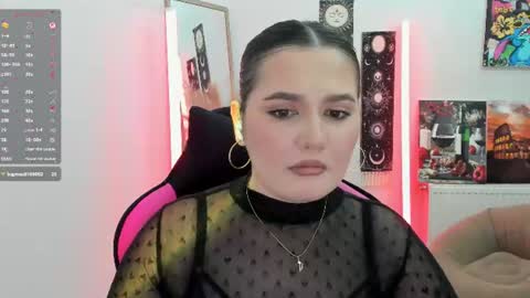 Snapshot of sour_cherry_ chatting on 06-18-26, 06:56 Jennie online show from 06-18-26, 06:56