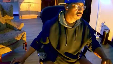 Snapshot of southernfuckery chatting on 02-05-26, 01:21 Infamous Damon Jerico online show from 02-05-26, 01:21