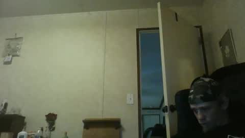 southerngay97 online show from 10-21-25, 04:08