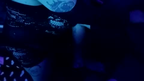 southernmomm87 online show from 10-19-25, 08:15