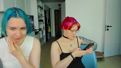 Snapshot of sova_energy chatting on 07-04-26, 03:07 Leah online show from 07-04-26, 03:07