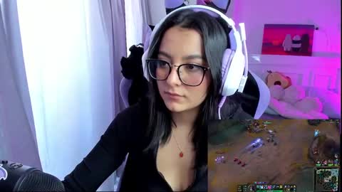 Lili online show from 01-12-25, 07:31