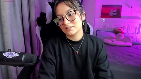 Lili online show from 01-26-25, 02:56