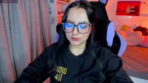 Lili online show from 09-20-25, 12:55