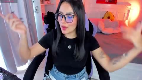 Lili online show from 09-20-25, 08:21