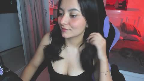 Lili online show from 10-02-25, 11:01