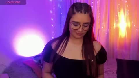 Snapshot of soy_anny_1 chatting on 10-12-25, 01:26 soy_anny_1 online show from 10-12-25, 01:26