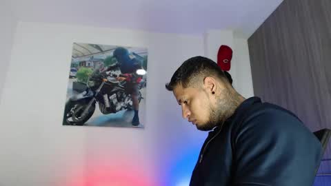 soy_apolo online show from 11-18-25, 03:27