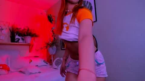 Sarah Valentina online show from 02-26-25, 10:15