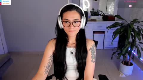 Luisa    online show from 01-19-25, 11:43