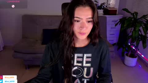 Luisa    online show from 02-18-25, 03:31