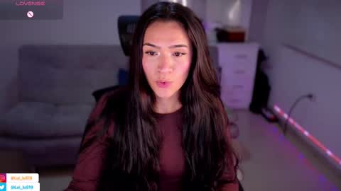 Luisa    online show from 03-04-25, 03:11