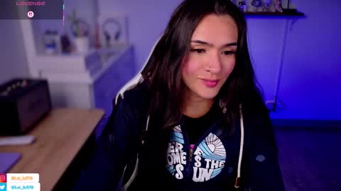 Luisa    online show from 09-21-25, 02:46