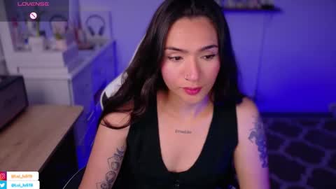 Luisa    online show from 11-27-25, 02:02